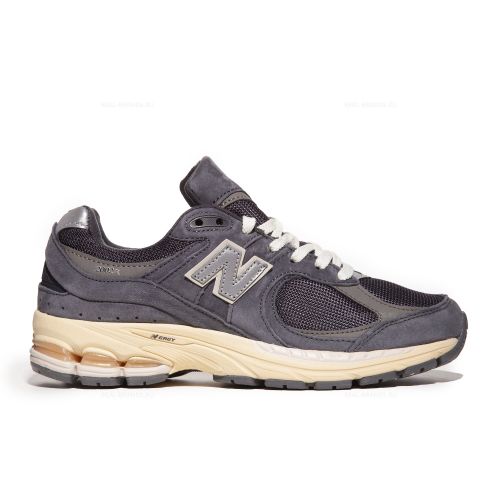Кроссовки New Balance 2002R Plus