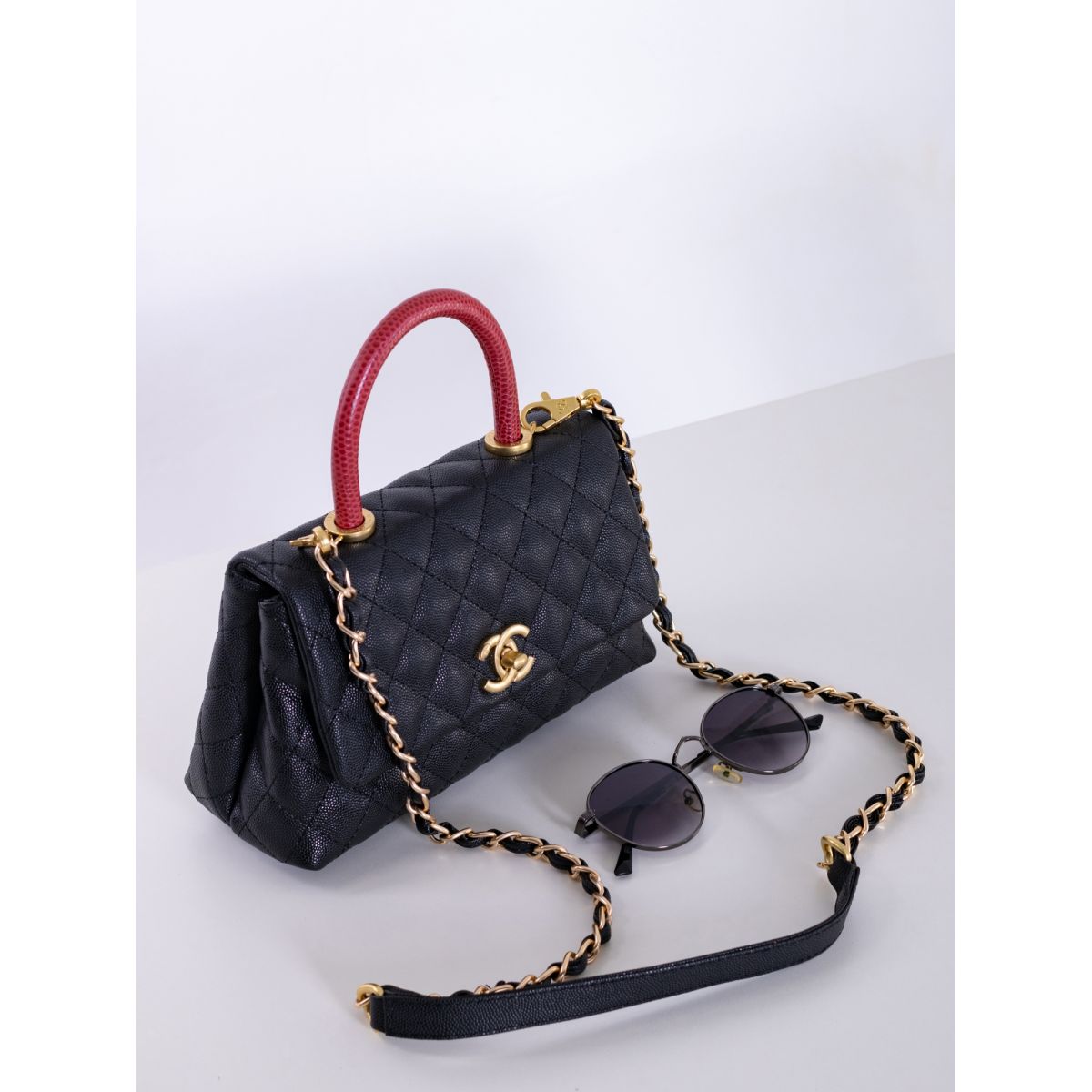 Дамская сумка Chanel Black Caviar Leather Дамская сумка Chanel Black Caviar Leather